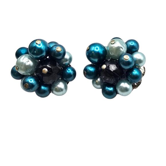Vintage Japan Bead Cluster Earrings Clip-On Teal Blue Faux Pearl Mid Century - Picture 1 of 7
